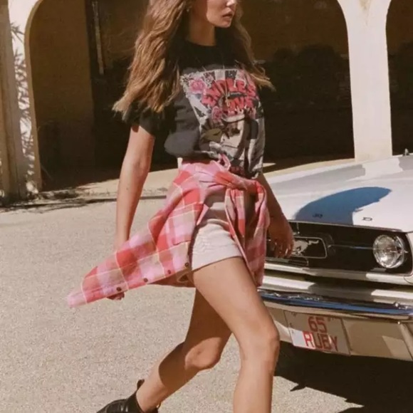 Endless Love Black Skull Boho Graphic Tee - Picture 2 of 3